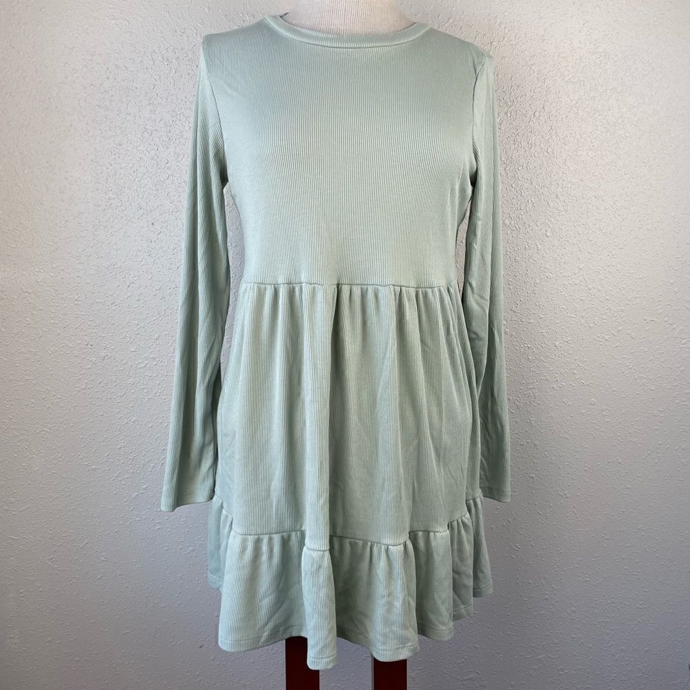 A.U.W Pastel Green Dress Size L EUC